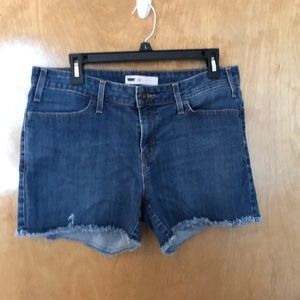 Women’s Levi Jean shorts